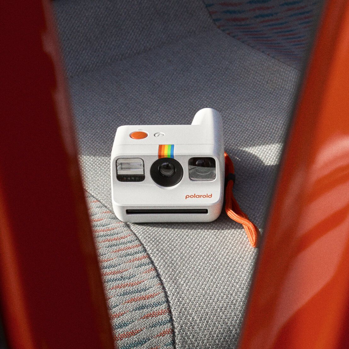 Как пользоваться камерой Polaroid Go